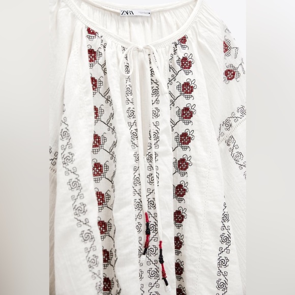 Zara embroidered blouse - Picture 5 of 8